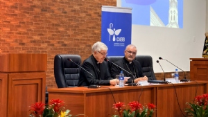 Ecônomo da Diocese de Piracicaba e Administrador da Comunidade Religiosa Parque da Ressurreição participam de seminário nacional em Brasília