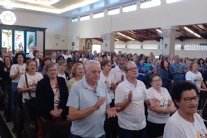 Encontro da Mãe Peregrina reúne mais de 250 participantes em Santa Bárbara d’Oeste
